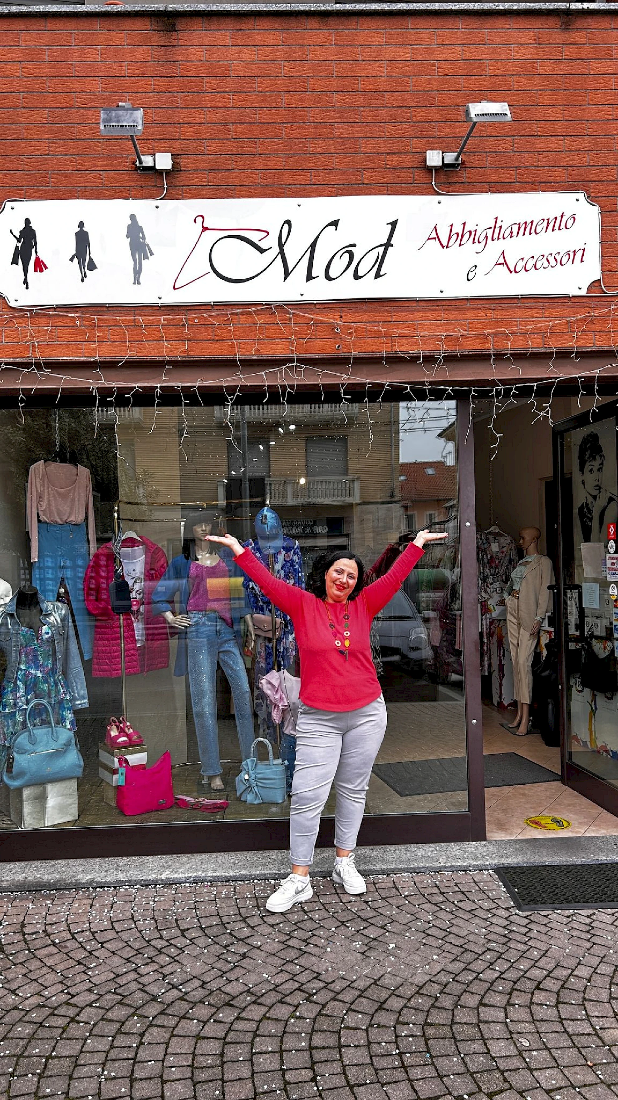 Mod abbigliamento e accessori